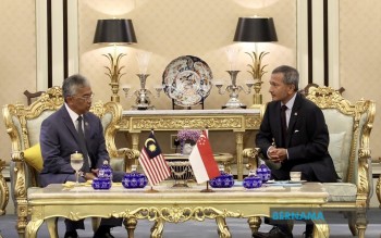 BERNAMA - Agong Grants Audience To Singapore Foreign Minister