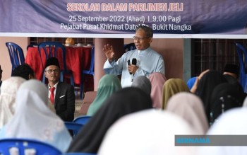 BERNAMA - KOS MENINGKAT SEKIRANYA TARIKH PRU DAN PRN BERASINGAN - MUSTAPA