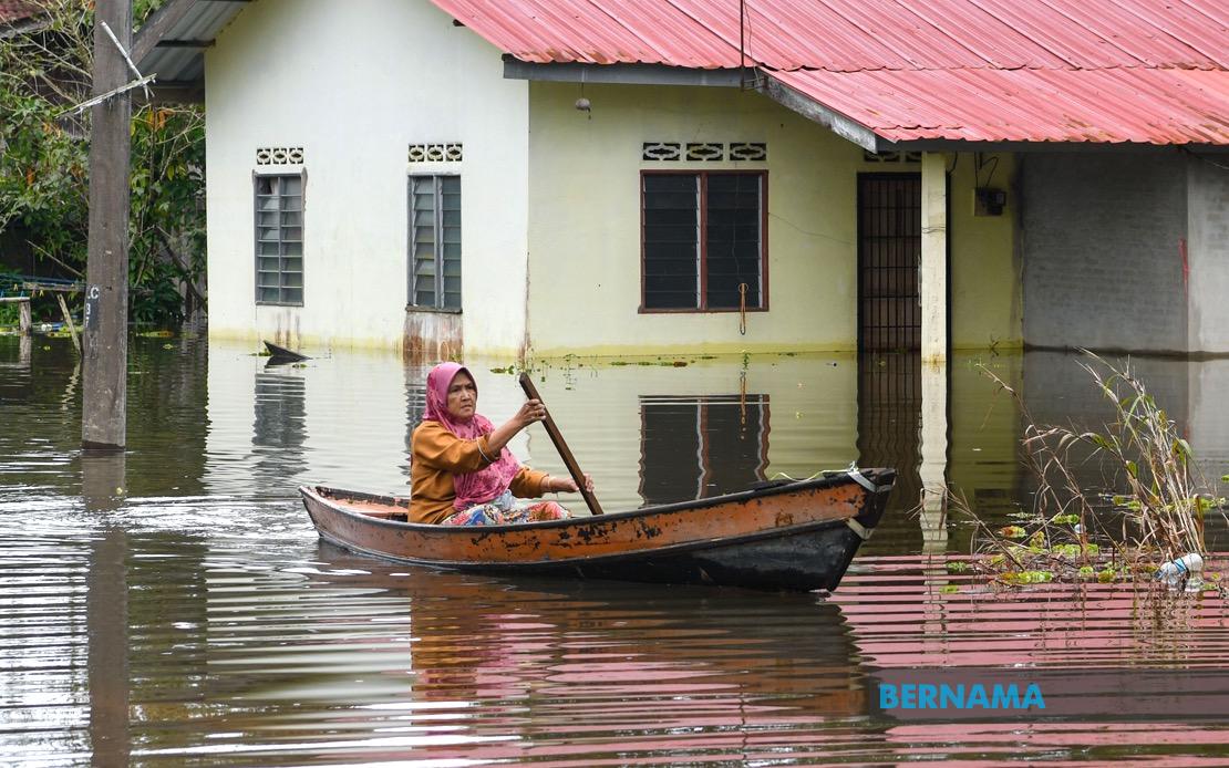 BERNAMA - MANGSA BANJIR DI KELANTAN TERUS MENINGKAT MALAM INI