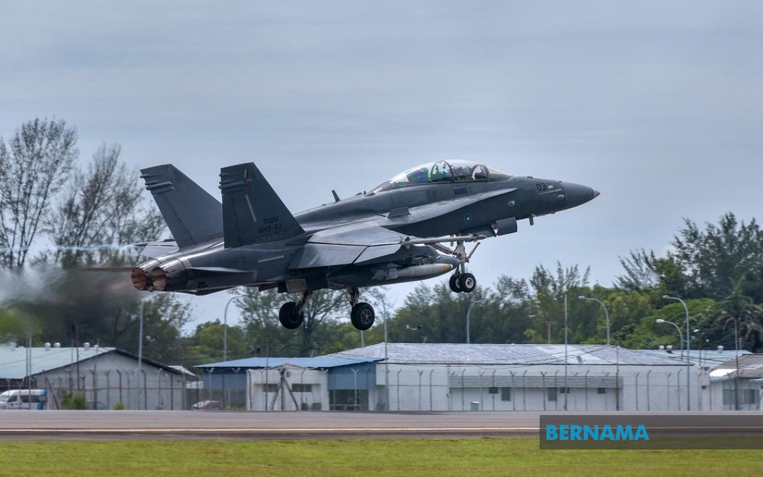 BERNAMA - Two Us Pilots Shot Down In 'friendly Fire' Over Red Sea, No ...