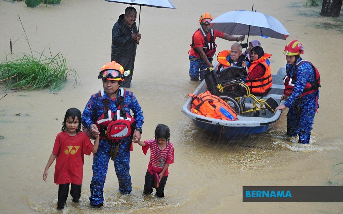 BERNAMA - EIGHT STATES AT RISK OF FLASH FLOODING IN NEXT 24 HOURS