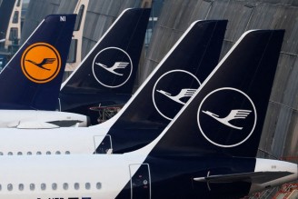 EUROPEAN COMMISSION APPROVES LUFTHANSA DEAL WITH ITALY'S ITA