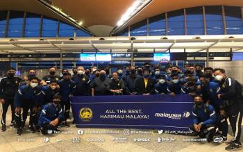 BERNAMA - SKUAD B-23 KEBANGSAAN BERLEPAS KE KEMBOJA SEHARI AWAL