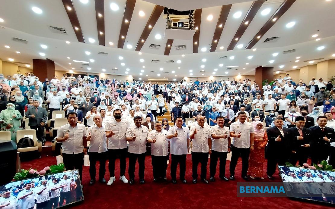 BERNAMA - MELAKA GOV'T DEPARTMENTS, AGENCIES GIVEN A WEEK TO SOLVE ...