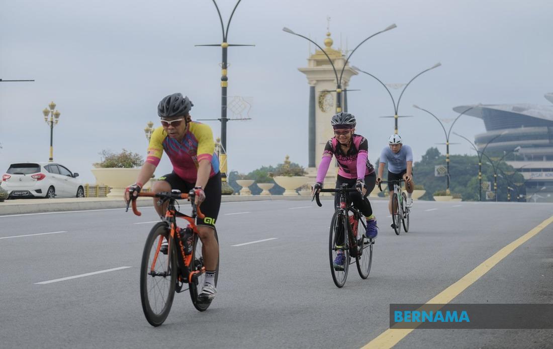 Bernama Jadi Yang Pertama Terapkan Normal Baharu Ketika Beriadah