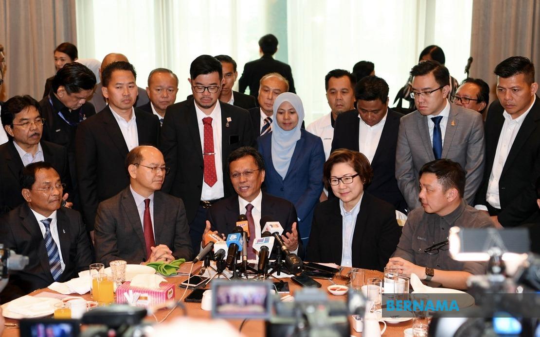 BERNAMA - SABAH TO CONTINUE WORKING WITH FEDERAL GOVT, SAYS MOHD SHAFIE