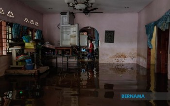 BERNAMA - JOHOR: FLOODS RECEDE, NUMBER OF VICTIMS DOWN TO 31,680