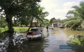 BERNAMA - Banjir Di Perak Pulih, Mangsa Di Kelantan Terus Menurun